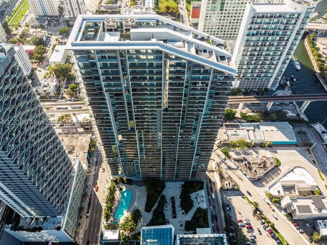 88 SW 7th St 1901, Miami, FL 33130