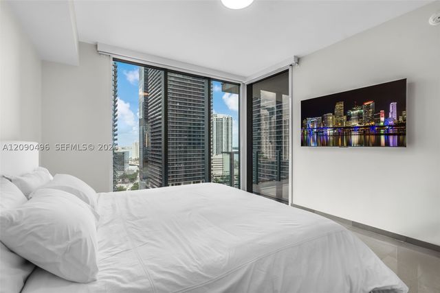 88 SW 7th St 1901, Miami, FL 33130
