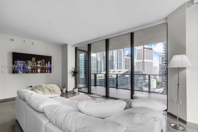88 SW 7th St 1901, Miami, FL 33130