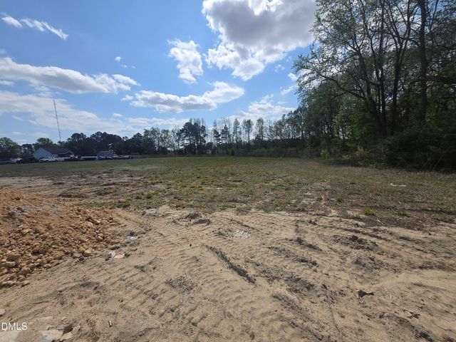 71 Roll Tide Court, Angier, NC 27501