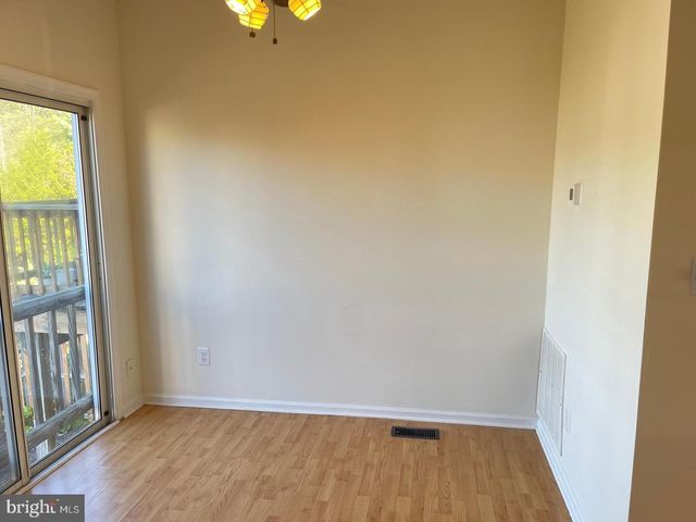 16150 TACONIC CIR, Dumfries, VA 22025