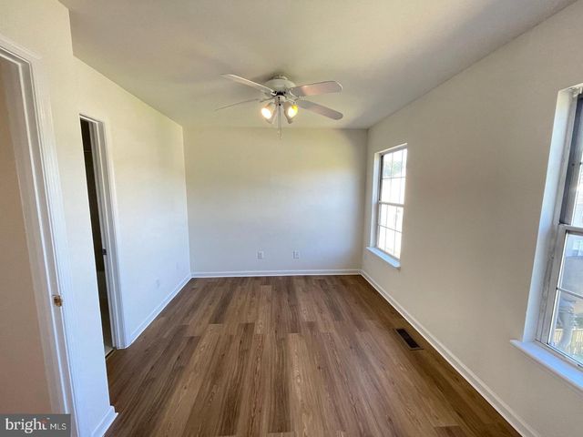 16150 TACONIC CIR, Dumfries, VA 22025