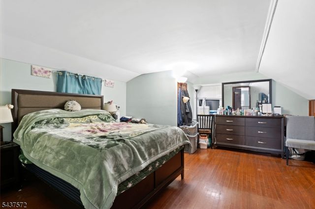 914 Inwood Pl, Rahway City, NJ 07065