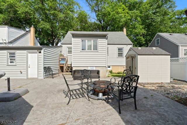 914 Inwood Pl, Rahway City, NJ 07065