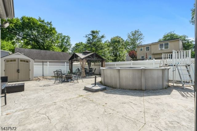 914 Inwood Pl, Rahway City, NJ 07065