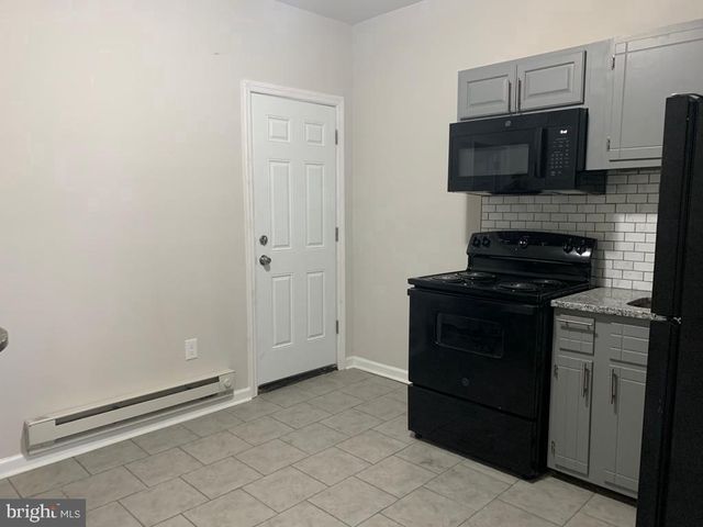 4123 ORCHARD ST, Philadelphia, PA 19124