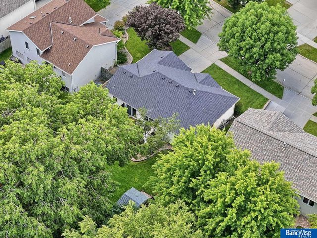 5626 NW 11th Circle, Lincoln, NE 68521