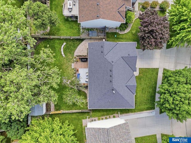 5626 NW 11th Circle, Lincoln, NE 68521