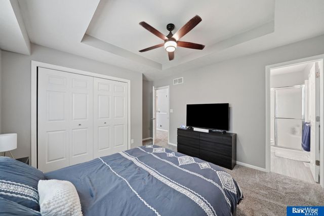 5626 NW 11th Circle, Lincoln, NE 68521
