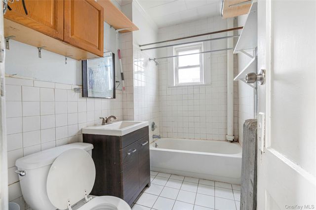90-22 179th Street, Jamaica, NY 11432