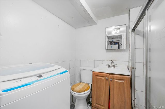 90-22 179th Street, Jamaica, NY 11432
