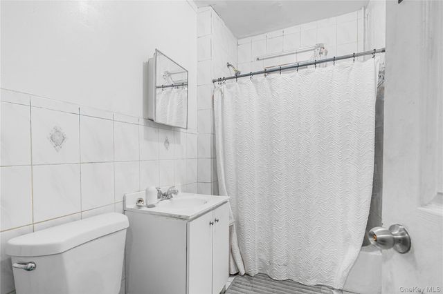 90-22 179th Street, Jamaica, NY 11432