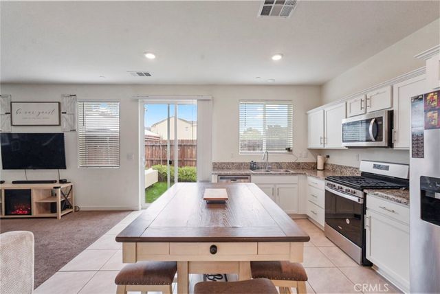 377 377 Shafer, Merced, CA 95348