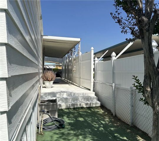 950 California 60, Calimesa, CA 92320