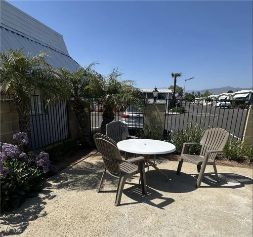 950 California 60, Calimesa, CA 92320
