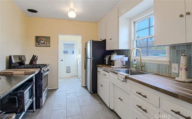 1935 S Nevada St, Oceanside, CA 92054