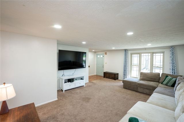 2219 Bradley Court, Bellbrook, OH 45305