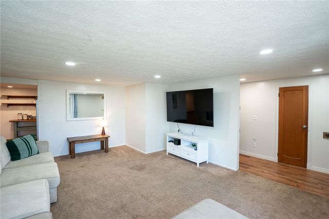 2219 Bradley Court, Bellbrook, OH 45305