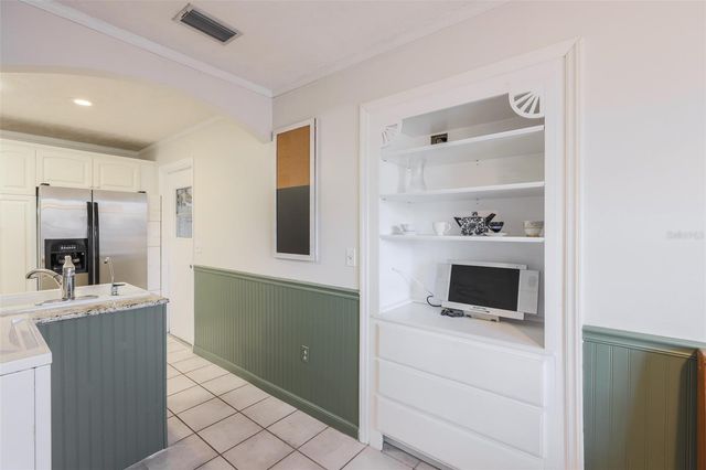 318 FAIRSIDE COURT, Sun City Center, FL 33573