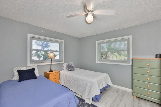 318 FAIRSIDE COURT, Sun City Center, FL 33573