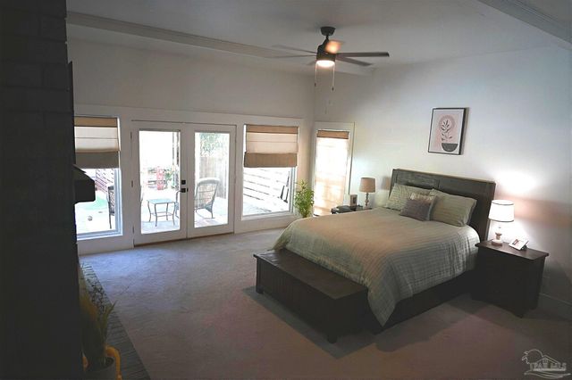 68 Shoreline Dr, Gulf Breeze, FL 32561