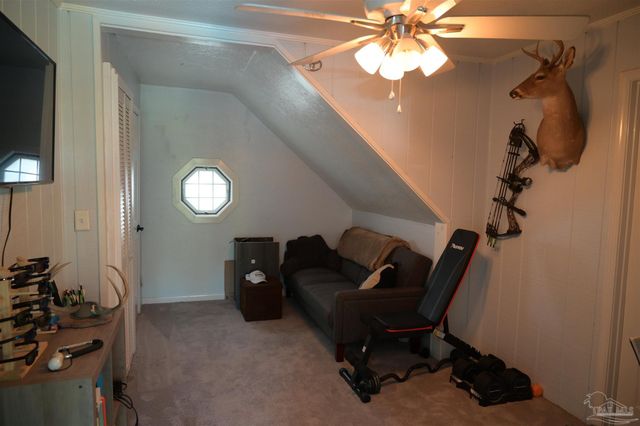 68 Shoreline Dr, Gulf Breeze, FL 32561