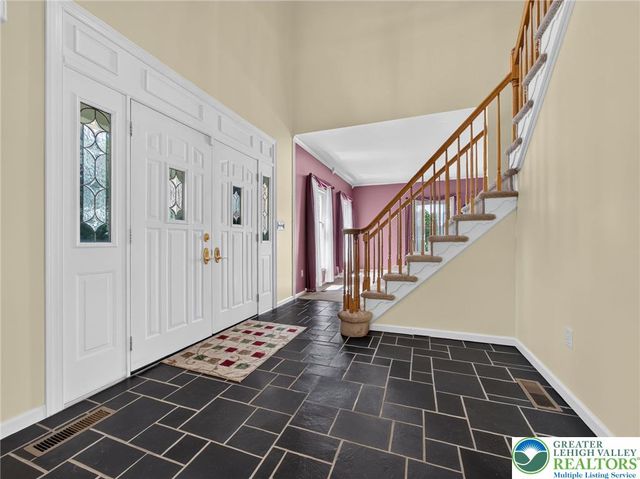 3736 Melrose Court, Bethlehem City, PA 18020