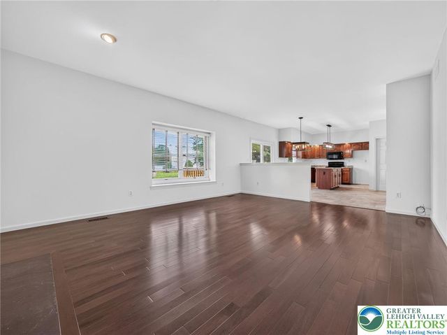 3736 Melrose Court, Bethlehem City, PA 18020