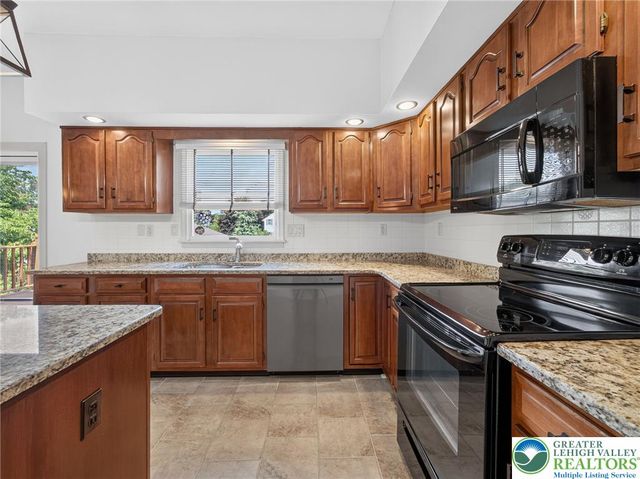 3736 Melrose Court, Bethlehem City, PA 18020