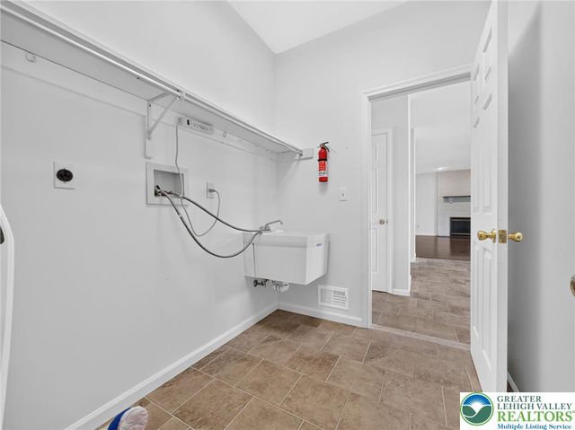 3736 Melrose Court, Bethlehem City, PA 18020