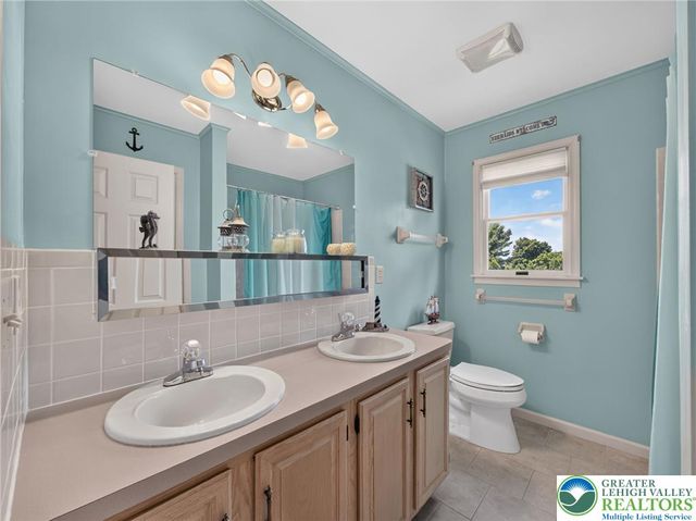 3736 Melrose Court, Bethlehem City, PA 18020