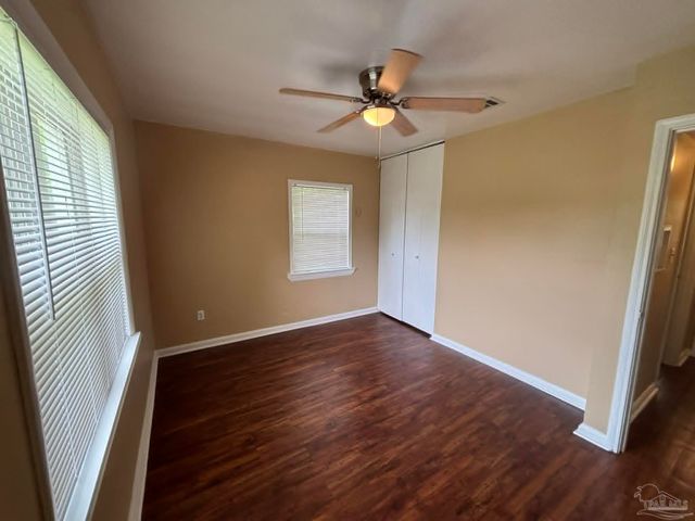 28 Norwood Dr, Pensacola, FL 32506