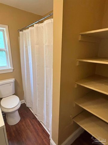 28 Norwood Dr, Pensacola, FL 32506