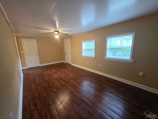 28 Norwood Dr, Pensacola, FL 32506