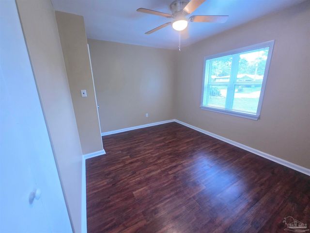 28 Norwood Dr, Pensacola, FL 32506