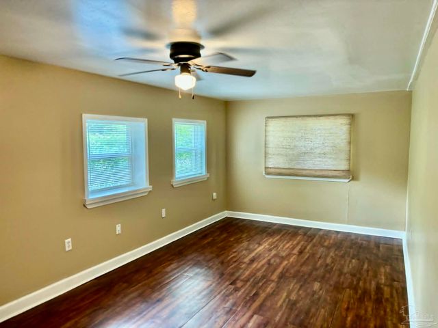 28 Norwood Dr, Pensacola, FL 32506