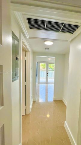 8235 Crespi Blvd 4, Miami Beach, FL 33141