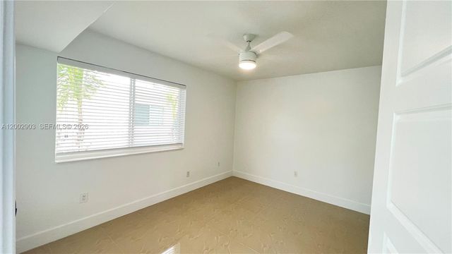 8235 Crespi Blvd 4, Miami Beach, FL 33141