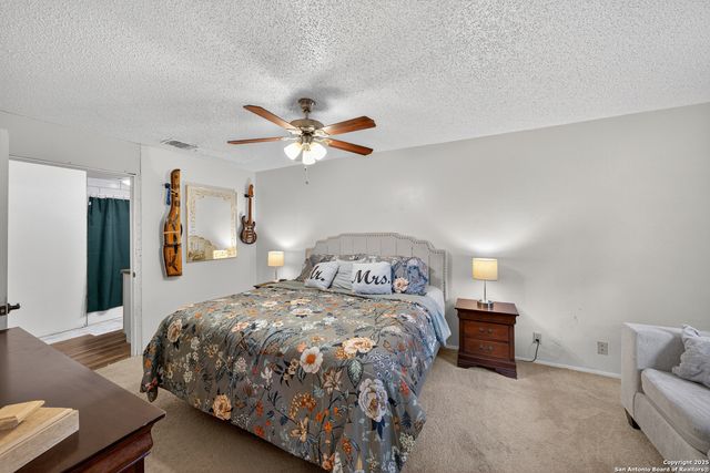 7246 Enchanted Flame, San Antonio, TX 78250