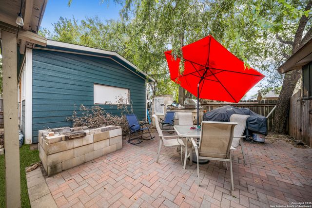 7246 Enchanted Flame, San Antonio, TX 78250