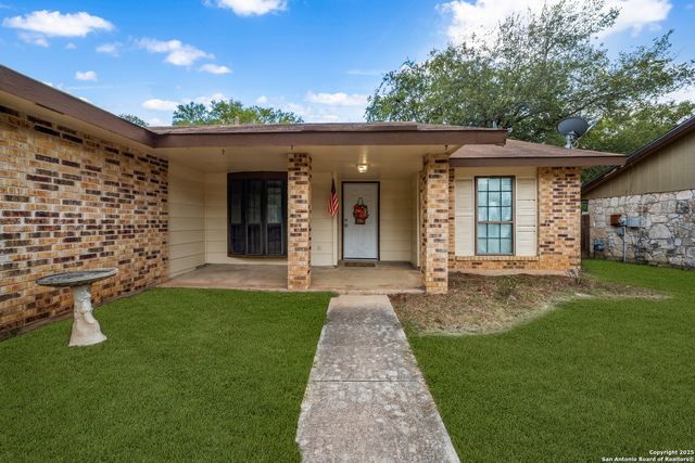 7246 Enchanted Flame, San Antonio, TX 78250