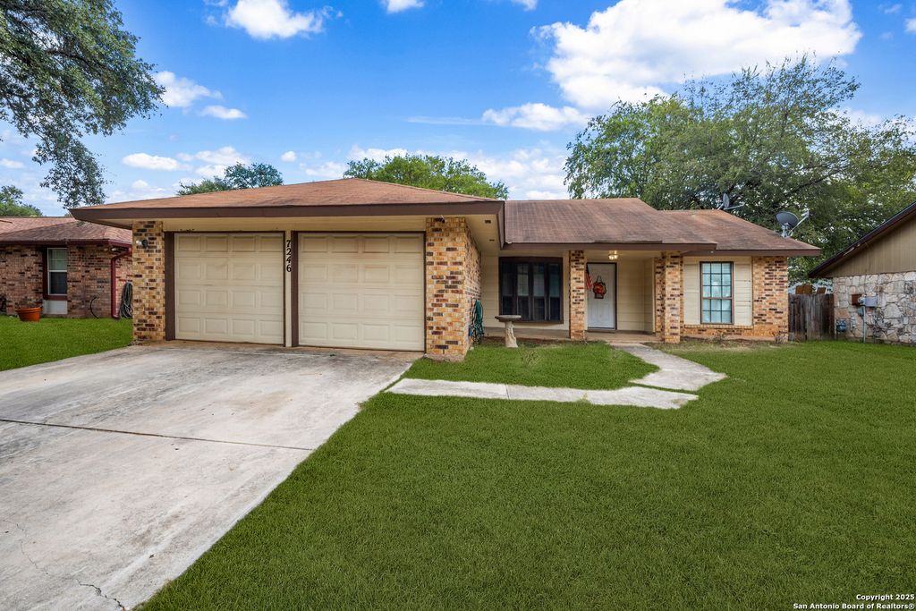 7246 Enchanted Flame, San Antonio, TX 78250