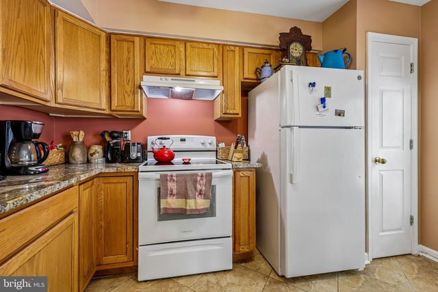 17355 LEGACY TER, Round Hill, VA 20141