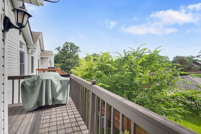 14547 Club Circle Drive, Oak Forest, IL 60452