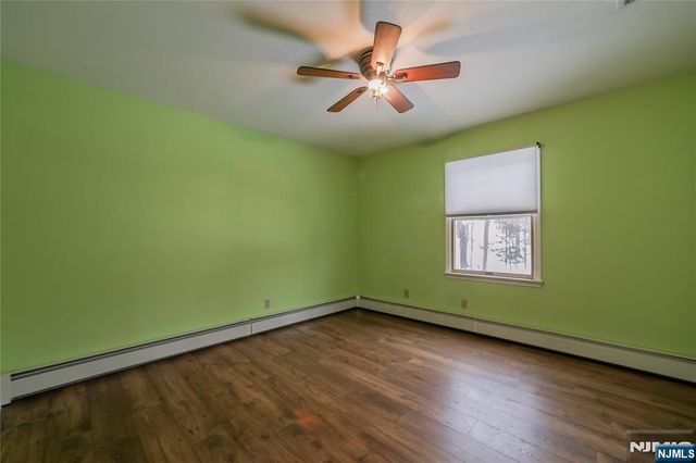 77 Garside Avenue, Wayne, NJ 07470