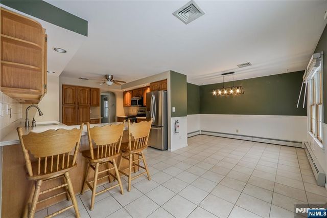 77 Garside Avenue, Wayne, NJ 07470