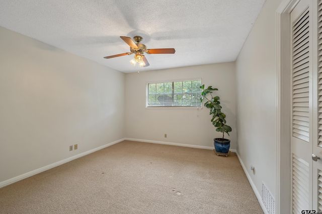 3310 Old Bullard Rd, Tyler, TX 75701
