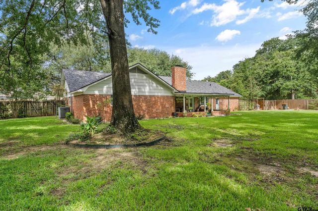 3310 Old Bullard Rd, Tyler, TX 75701