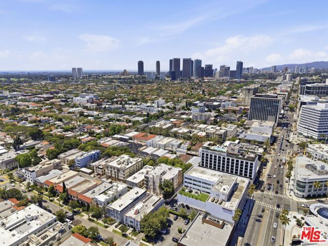 120 S Crescent Drive 104, Beverly Hills, CA 90212