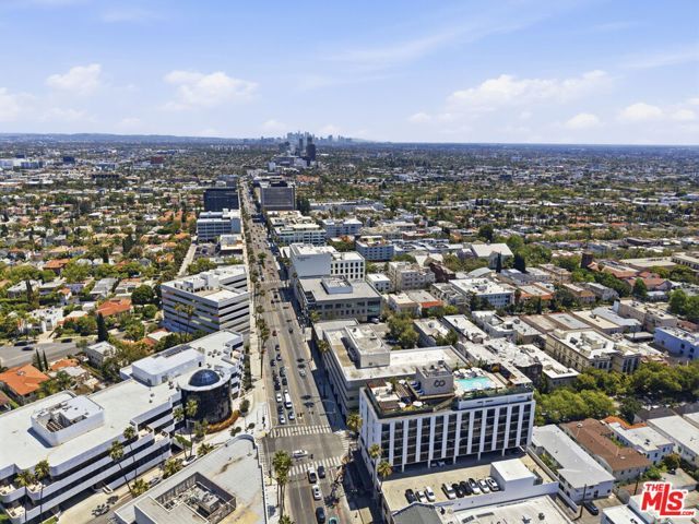 120 S Crescent Drive 104, Beverly Hills, CA 90212